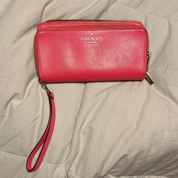 Kate Spade Pink Leather Clutch Wristlet - Picture 1 of 6